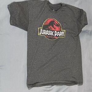 Jurassic Park T shirt Large. Gray